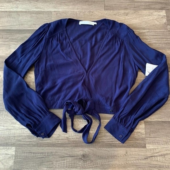 ASTR the Label top women navy wrap self tie crop top size S - Picture 5 of 8